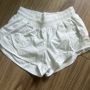 Lululemon Hottie Hot shorts